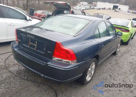 2008 Volvo S60 2.5T z USA, uszkodzony, nr VIN YV1RS592682682282